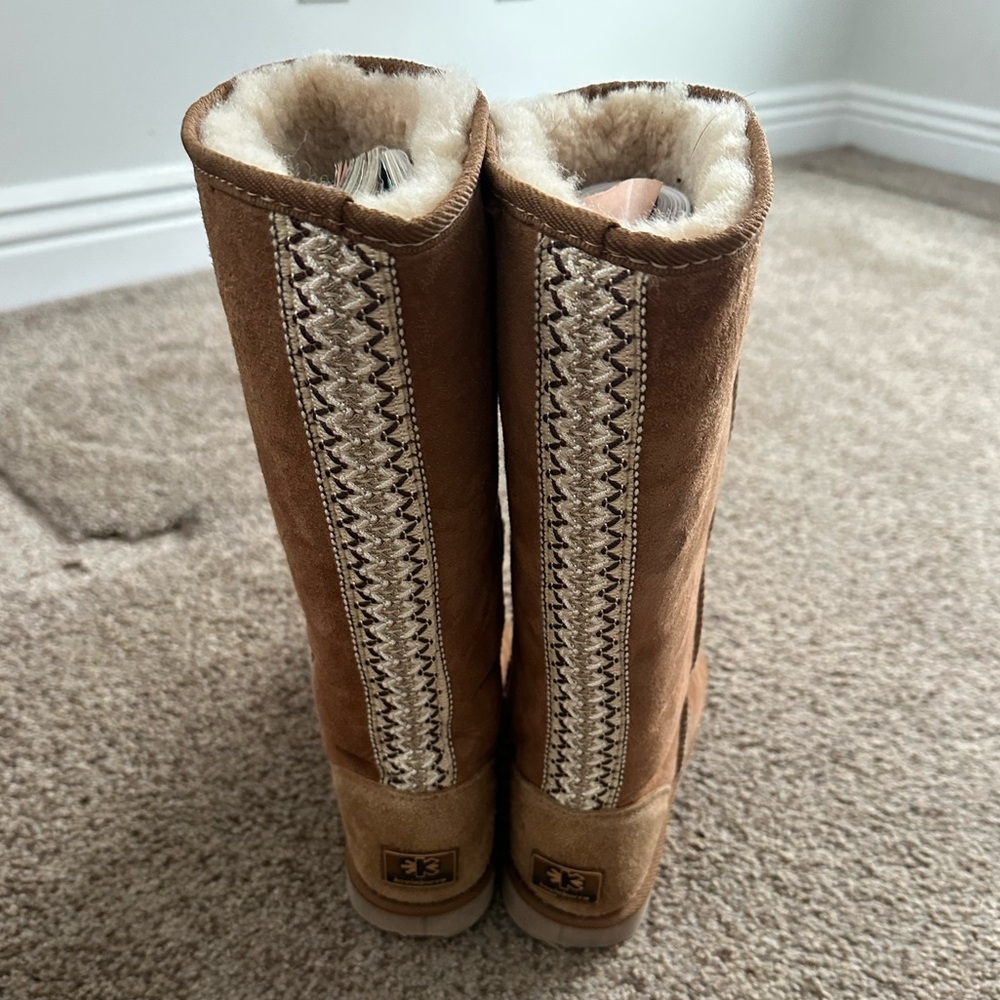 Koolaburra by UGG Classic Chestnut Tall Tribal Embroidered Stitch Suede Boots